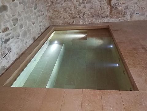 Construcción e instalación de una piscina en Girona