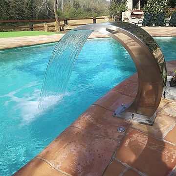 Diseño y Construcción de Piscina de riñón en Vilablareix (Girona)